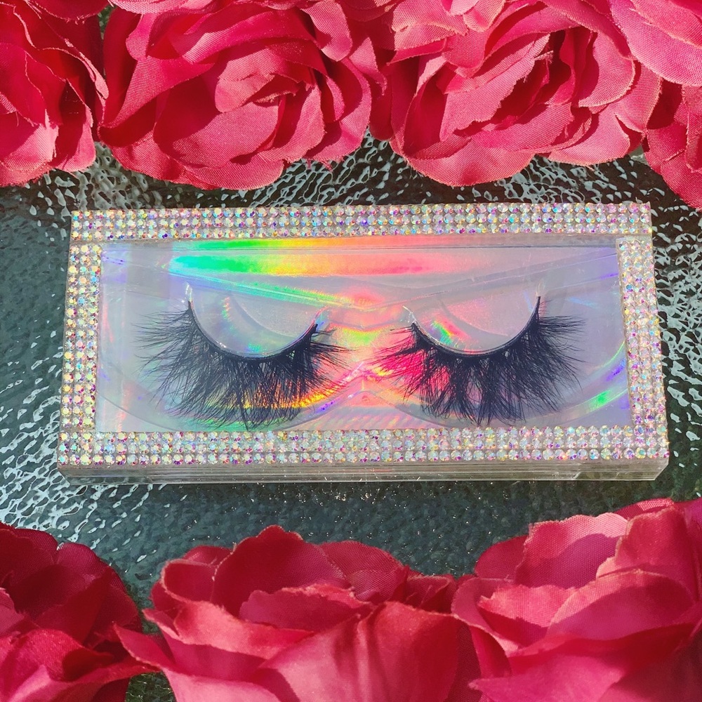 Fake eyelashes mink dramatic lashes brand new